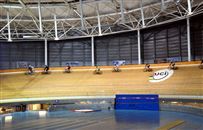 enfin, on s'aventure en haut du virage... tr&egrave;s inclin&eacute;... impressionnant !