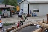 Romain est dans la zone Elite sous l'oeil attentif de Tom