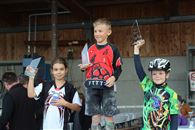 voici les podiums de la Swiss-cup 2016, tout d'abord les Poussins avec la 2&egrave;me place pour Camille !