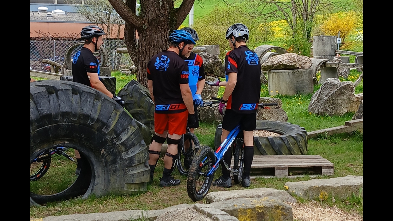 2025-04-22-24_camp-velo-bevilard_grandes-theories_web