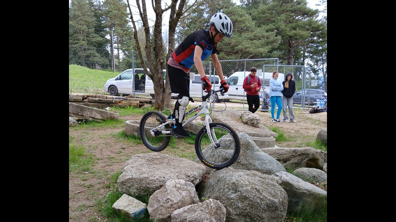2025-04-22-24_camp-velo-Bevilard_Nathanael-tres-applique_web