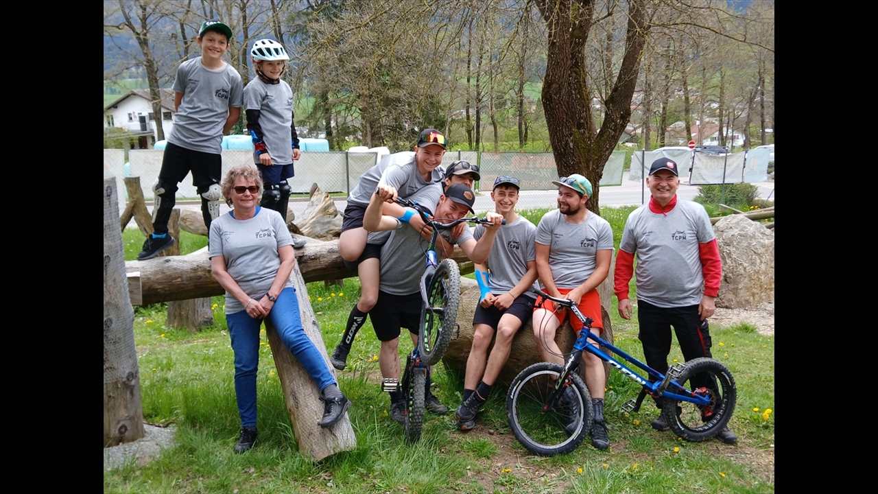 2025-04-23a_camp-velo_03_web