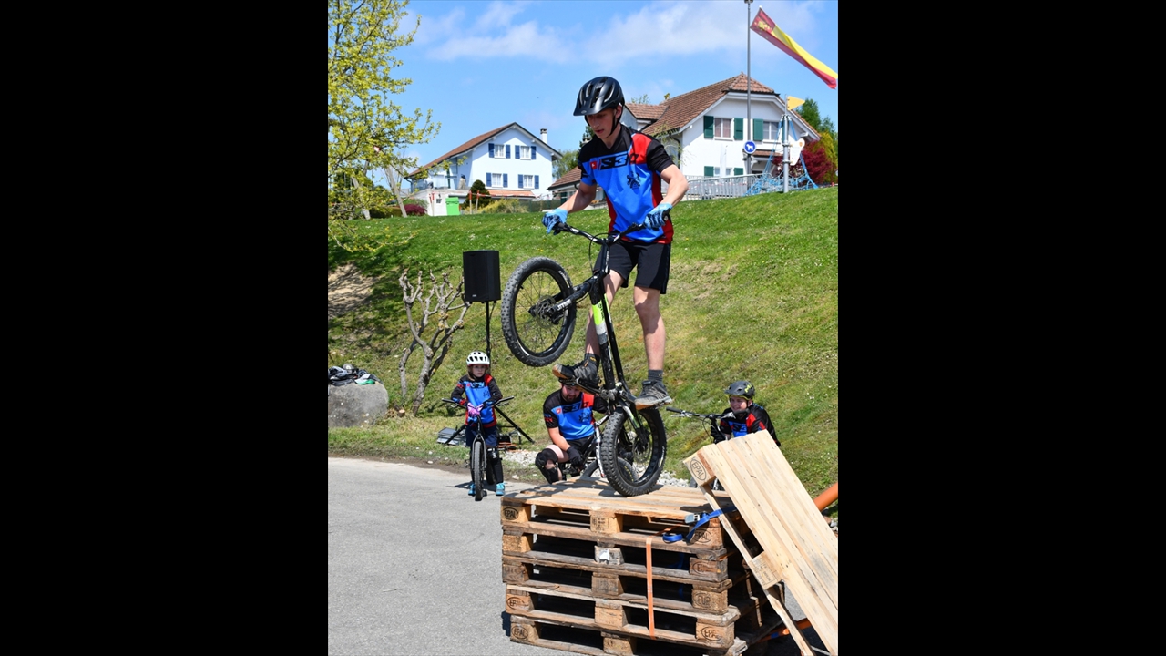 2025-04-26_demo-velo-Comptoir-Oron_18_Noa