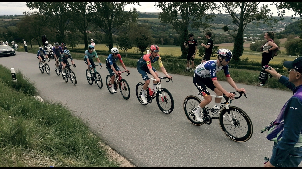 2026-05-03b_Tour-romandie_passage-Seppey_web