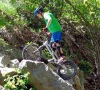 Lo&iuml;c est concentr&eacute; (merci &agrave; Martine pour cette s&eacute;rie de photos ! )