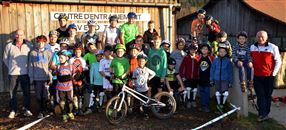 coureurs et entra&icirc;neurs : Ren&eacute; et Jean-Daniel, des heures et des heures toute l'ann&eacute;e, simplement MERCI !