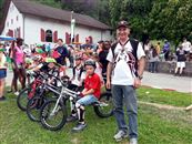 Ren&eacute; s'est charg&eacute; avec ses boys de cette d&eacute;monstration le jour de l'Ascension