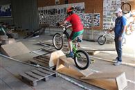 Thomas franchi des obstacles construits par Ren&eacute;