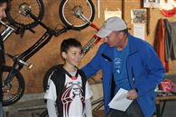 Theo peut avoir le sourire, il est Champion Suisse en cat. "Poussins" (les plus jeunes). Un grand BRAVO !