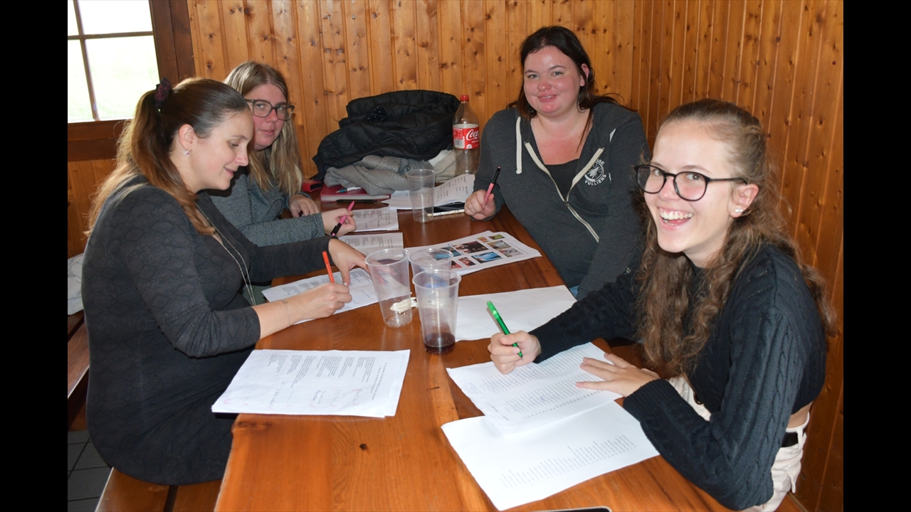 2024-10-19_rallye-Club_18_organisatrices-corrections_web