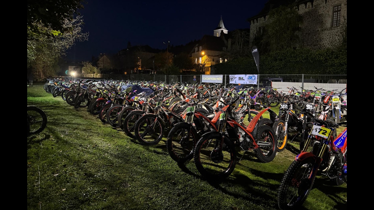 2024-10-24_3jours-Truyere_Marc-Laurent-Dani_01_parc-moto_web